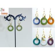 PENDIENTE HIPPIE DORADO CON ARO MADERA COLORES Y PERLAS