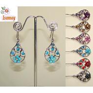 PENDIENTE BASE CROMADA CON FLOR 5 PETALOS Y STRASS COLORES