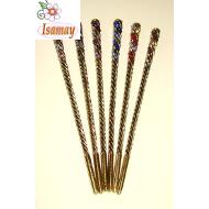 PINCHO MOÑO BRONCE GIRADO CON STRASS COLOR